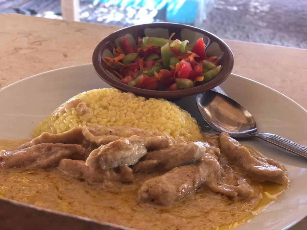 Falak Taba Esterno foto